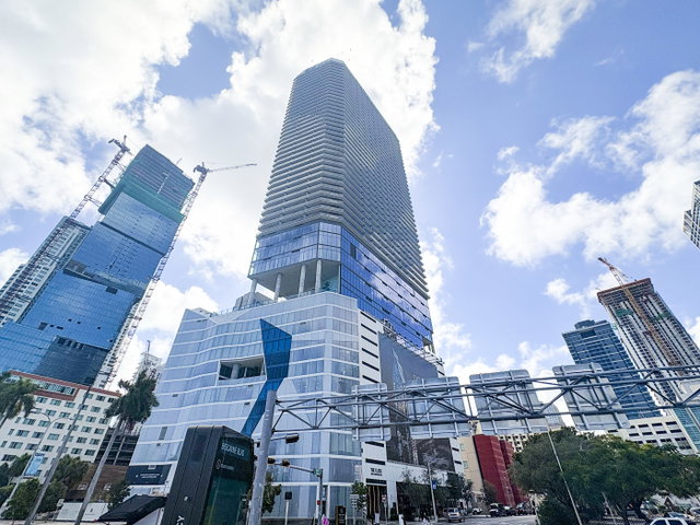Elser Hotel and Residences  photo 2